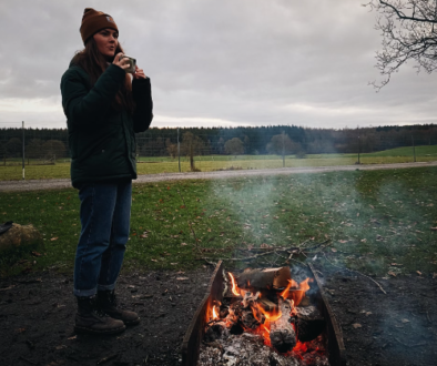 A woman on a heritage tour of Ireland.